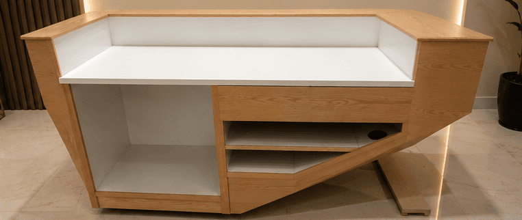 Modern Geometric Reception Counter - View 3